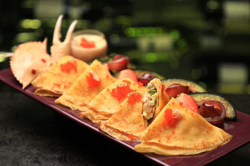 Yamm The Mira Hong Kong - OKiBook Hong Kong Restaurant Buffet booking 自助餐預訂香港 Crab Buffet_Avocado and Crab Crepes with Crab Roe Champagne Cream Sauce