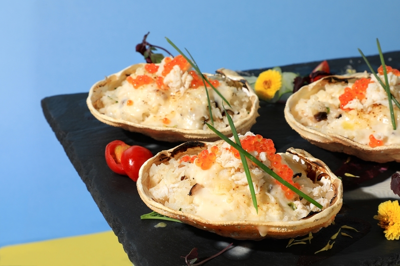 Yamm The Mira Hong Kong - OKiBook Hong Kong Restaurant Buffet booking 自助餐預訂香港 - Summer Sunday Looongest Brunch_Baked Snow Crabs